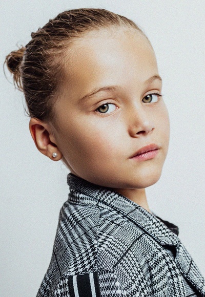 Elin H.